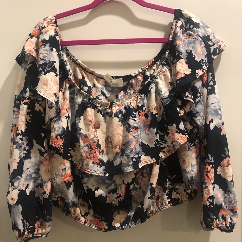 Floral Ruffle Crop Top